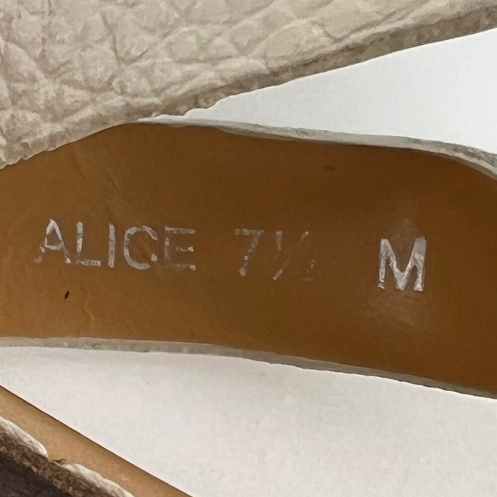 Brighton Alice white thong leather sandals 7.5 with box flip flop - Picture 3 of 9